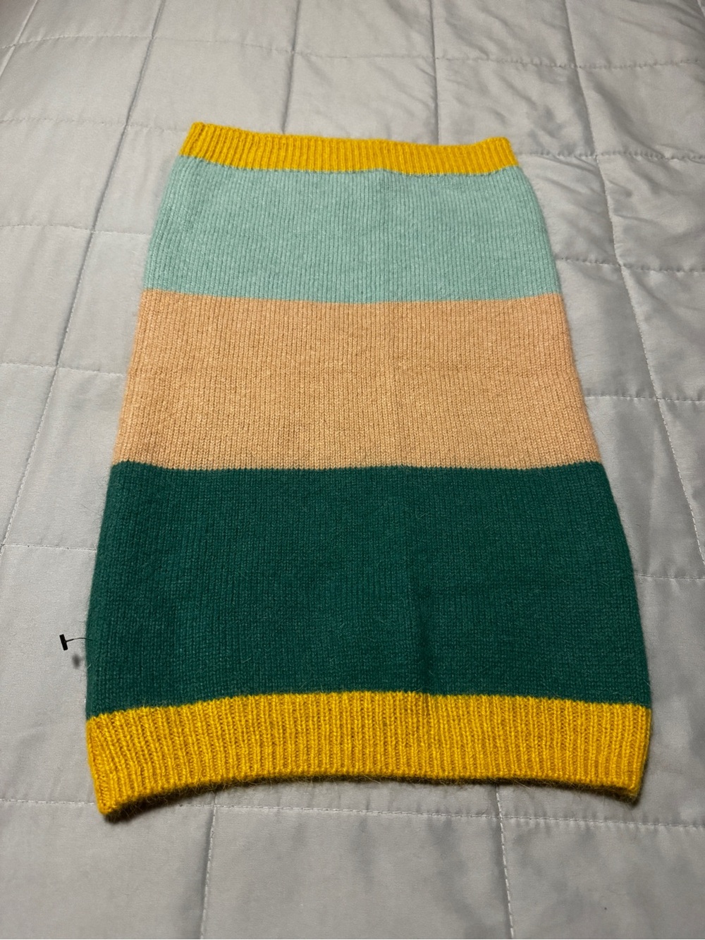H&M Color-Block Knit Infinity Scarf - Wool Blend, One Size - Picture 3 of 6